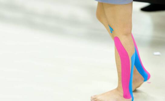 Jak kinesiotaping wpływa na elastyczność tkanek?