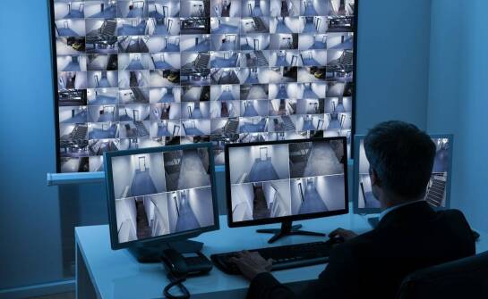 Jak firma ochroniarska zapewnia bezpieczeństwo mienia w prywatnych mieszkaniach?