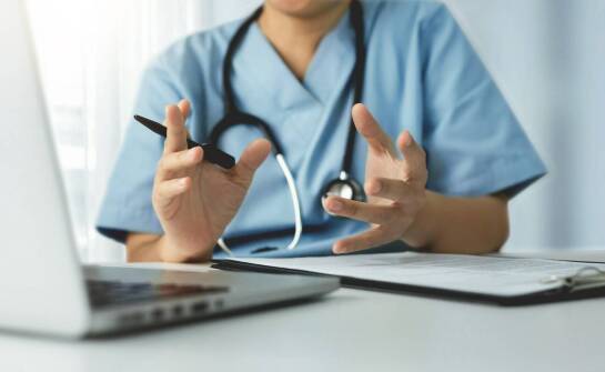 Jak medyczne tłumaczenia wspierają leczenie w różnych dziedzinach medycyny