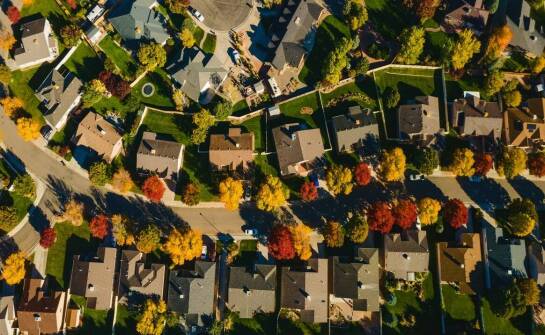 Wpływ lotniczych zdjęć na decyzje zakupowe klientów