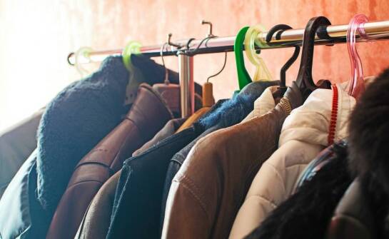 Damskie kożuszki na zamówienie – jak stworzyć swój wymarzony model?