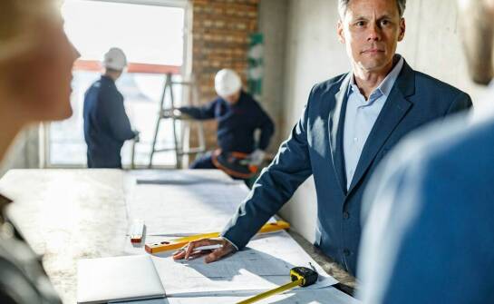Inspektor nadzoru inwestorskiego i jego wpływ na efektywność projektu.