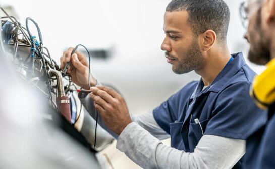 Serwis i konserwacja wirówek – jak zapewnić długowieczność wirówek?