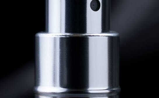 Zastosowanie nowoczesnych technologii w personalizacji butelek perfum