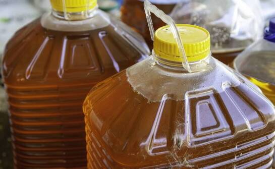 Jakie są prawne zasady dotyczące odbioru zużytego oleju?