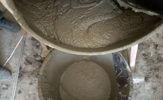 Znaczenie wewnętrznych tynków w kontekście ekologii i zrównoważonego budownictwa