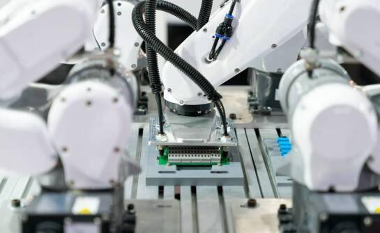 Wpływ maszyn i urządzeń na wycenę przemysłowych nieruchomości