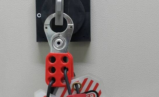 Nowoczesne rozwiązania zamknięć dla przemysłu: innowacje i trendy