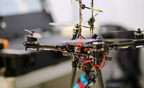 Procedura transportu drona do centralnego serwisu: co warto wiedzieć