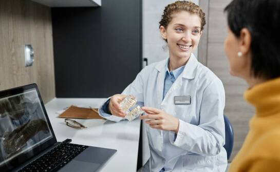 Jakie są najczęstsze pytania pacjentów dotyczące wybielania zębów?