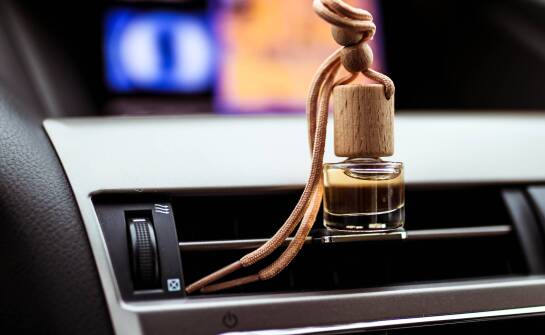 Jakie cechy powinny mieć idealne eleganckie samochodowe aromaty?