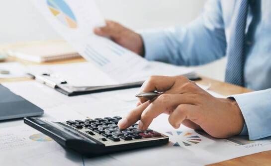 Dlaczego warto skorzystać z usług rachunkowego biura przy likwidacji działalności?