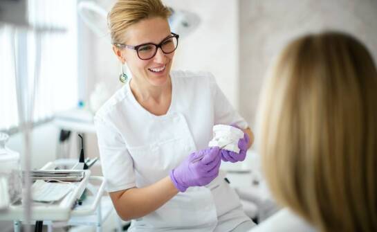 Niechirurgiczna korekta nosa kwasem hialuronowym – dla kogo to jest dobre rozwiązanie?