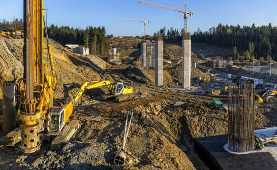 Rola szalunków do wykopów w minimalizowaniu ryzyka osunięć ziemi