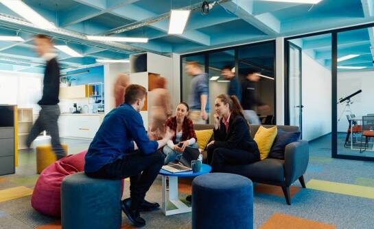 Jakie znaczenie ma doświadczenie biura tłumaczeń w realizacji specjalistycznych zleceń?