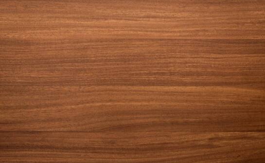 Wpływ profesjonalnego bejcowania na długowieczność powierzchni drewnianych