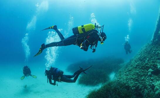 Jak zaplanować nurkowy wyjazd, by maksymalnie wykorzystać czas pod wodą?