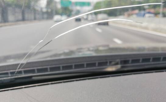 What are the most common mistakes when purchasing automotive glass for sale?