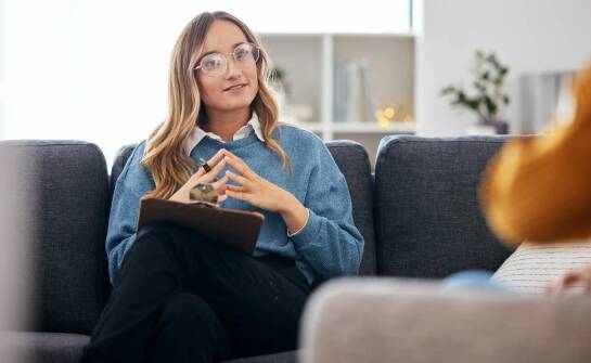 Rola psychoterapeuty w przezwyciężaniu lękowych zaburzeń