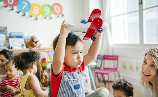 Jak terapeutyczna zabawa wpływa na emocjonalny rozwój dziecka?