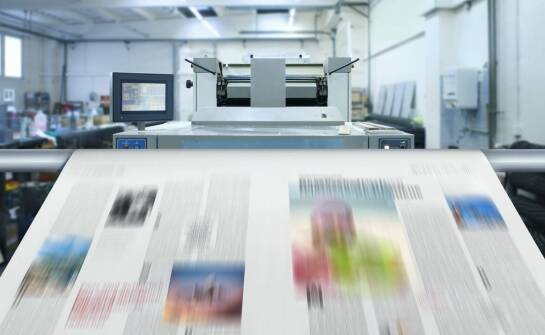 Rola offsetowego druku w produkcji materiałów akcydensowych