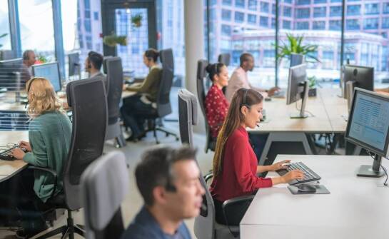 Akustyczne bramy jako element strategii ochrony zdrowia pracowników