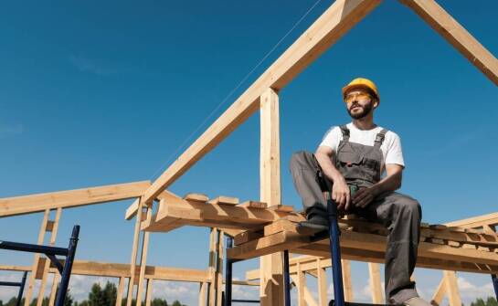 Konstrukcyjne drewno jako alternatywa dla stali i betonu w budownictwie
