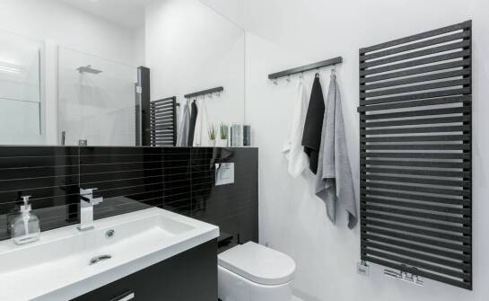 Grzejniki łazienkowe w różnych stylach aranżacji wnętrza