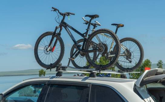 Praktyczne wskazówki dotyczące wyboru akcesoriów dachowych dla Opla