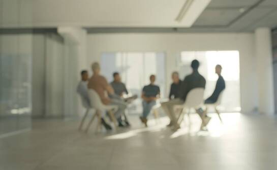 Jakie techniki samopomocy są omawiane na terapeutycznych warsztatach?