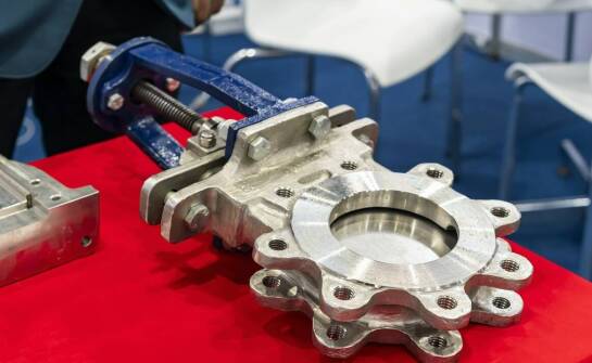 Kluczowe funkcje zasuw wodnych w instalacjach kanalizacyjnych