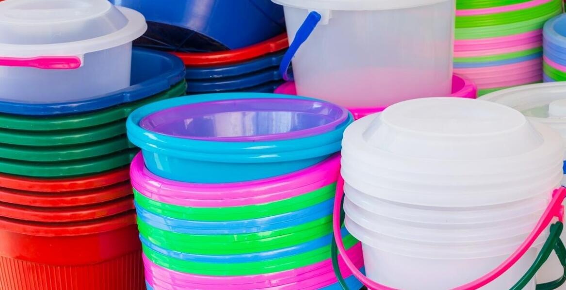 Polipropylenowe baseny a stabilność koloru – co należy wiedzieć?