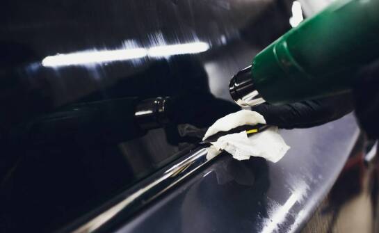Ochrona samochodowego lakieru przed korozją za pomocą folii PPF