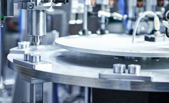 Rola wyważania zamachowych kół w zarządzaniu cyklem życia maszyn