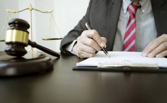 Jakie dokumenty są niezbędne do uzyskania odszkodowania za medyczny błąd?