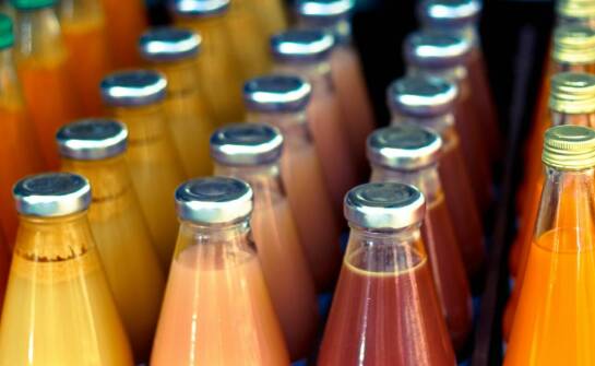 Wpływ świeżo wyciskanych soków na energię u pracowników