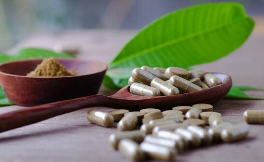 Połączenie kolagenu z innymi składnikami w suplementach do włosów