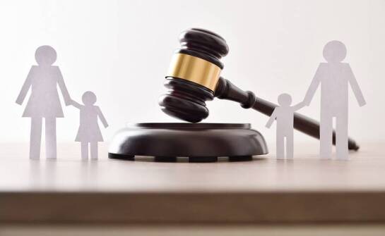 Wpływ majątkowego ustroju na finansową sytuację dzieci po rozwodzie