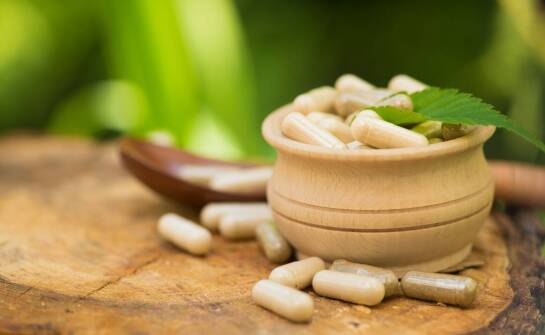 Dlaczego warto stosować witaminy dla wątroby?