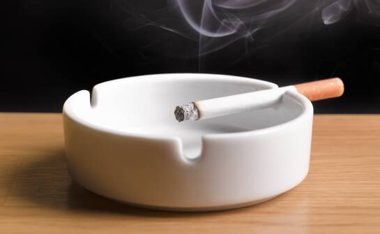 What are the challenges in producing printed ashtrays?