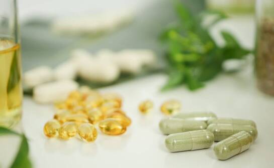 Wpływ suplementów na zdrowie wątroby i układu pokarmowego