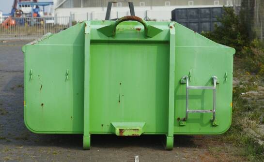 Die Bedeutung der Haltbarkeit von Absetzcontainern in der Industrie