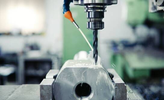 Jakie korzyści przynosi prototypowanie przy użyciu technologii CNC?