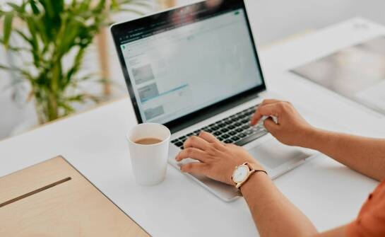 Jakie są korzyści z zakupu biletów online na trasę z Połańca do Krakowa?