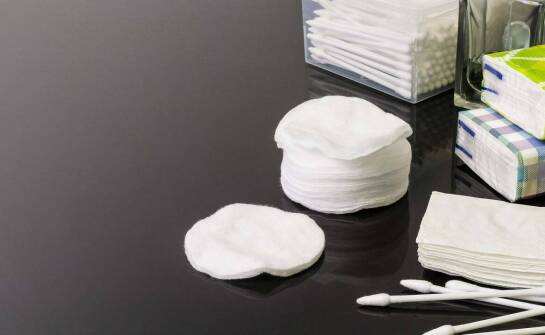 Różnice między rodzajami czyściw wykorzystywanych w lakierniach.