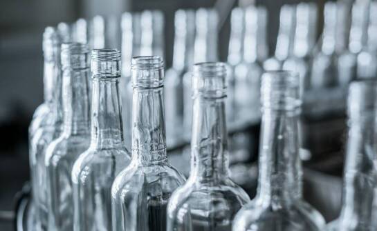 Wpływ ekologicznych praktyk producenta butelek PET na wizerunek marki