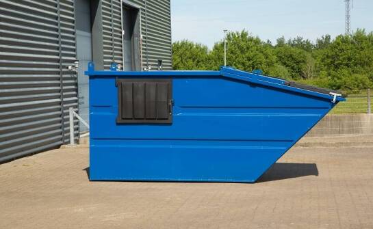 Metalowe kontenery samowyładowcze - jak wpływają na optymalizację przestrzeni magazynowej?