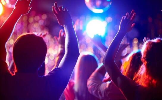 Muzyczny klub jako artystyczne centrum towarzyskich spotkań