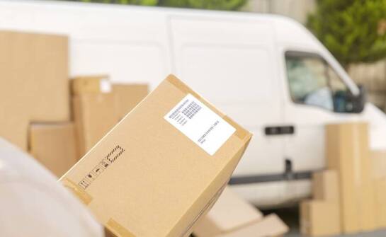 Wpływ ubezpieczenia przesyłek na zaufanie klientów do usług spedycyjnych