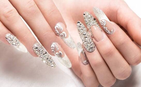 Przedłużanie paznokci a trwałość stylizacji